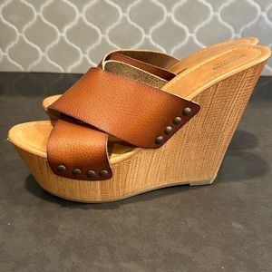 Platform wedges with faux leather straps